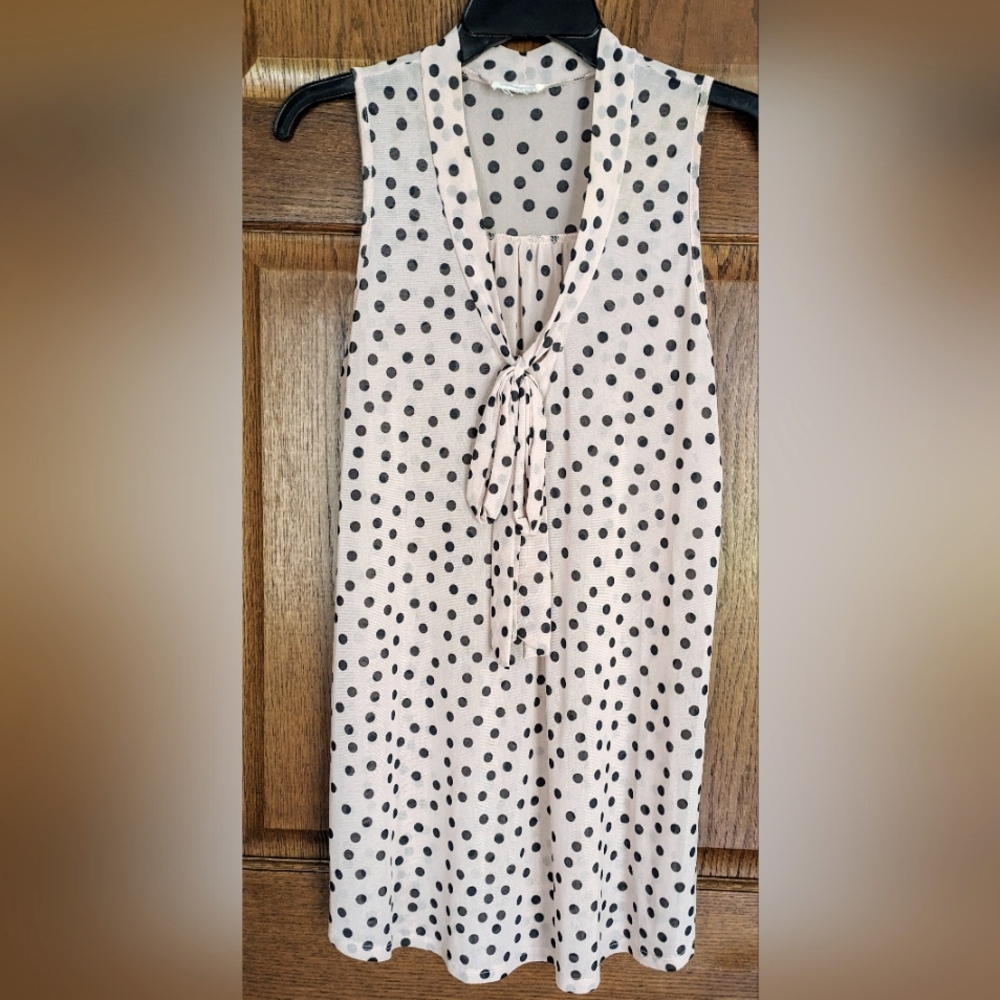 Siren Lily Sheer Polkadot Sleeveless Tunic w/ Tie at V-Neck - Size M
